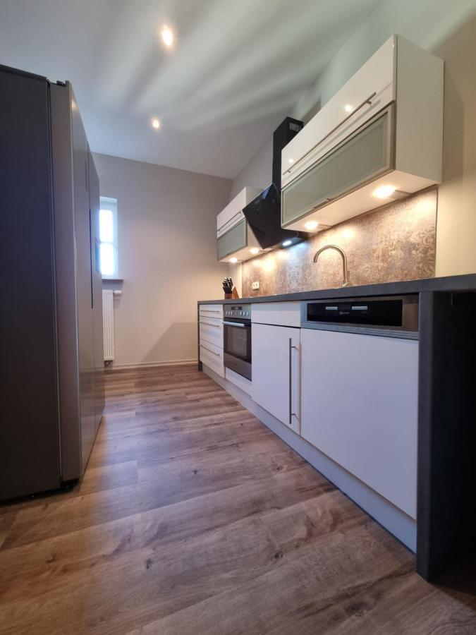 5 Sterne Bahnhoftraum, Appartement "Waldliebe" 133Qm, Grosse Terrasse 70Qm, Qr Code Scannen Fuer Virtuellen Rundgang, Premium Ausstattung Braunfels Exteriör bild